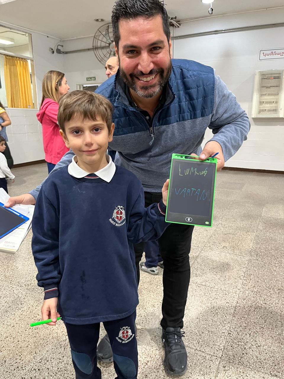 Vartan con alex