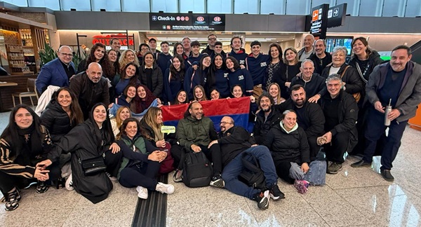 alumnos y padres en ezeiza