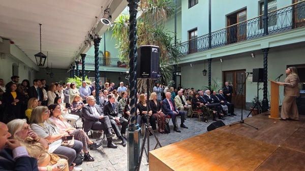 uruguay embajada unesco