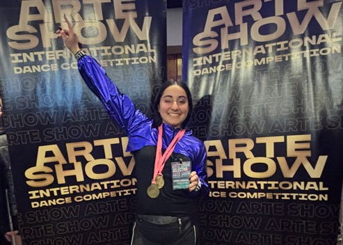 lucero con las medallas 2026