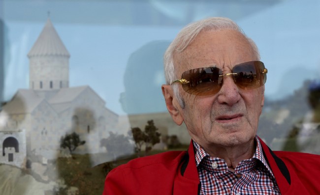 Aznavour-RIP