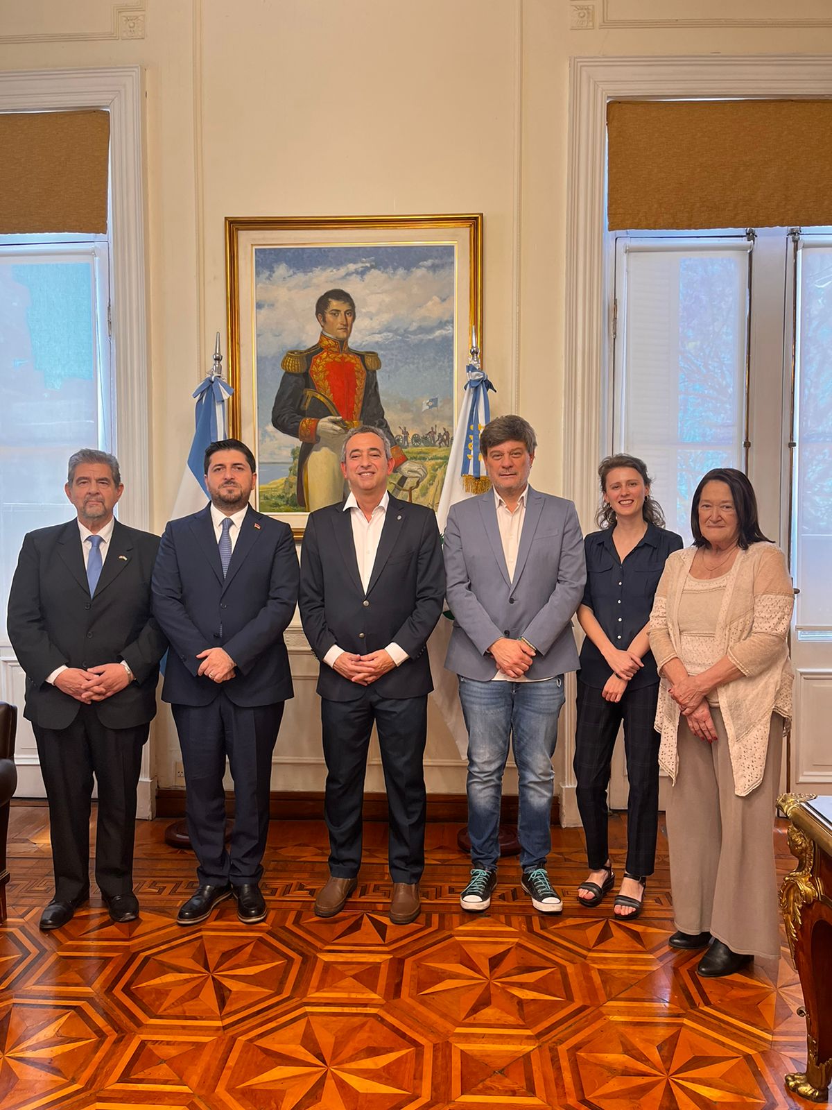 Sr. Intendente de Rosario con el Sr. Embajador  y la representante por la UNR Dra Liliana Conforti