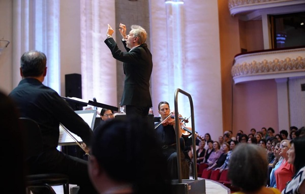 director de orquesta