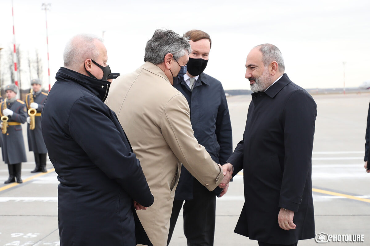 pashinian es recibido en moscu