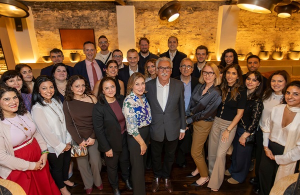 Photo 1 S. Simonian Touchpoints Tour London, France and Geneva. London