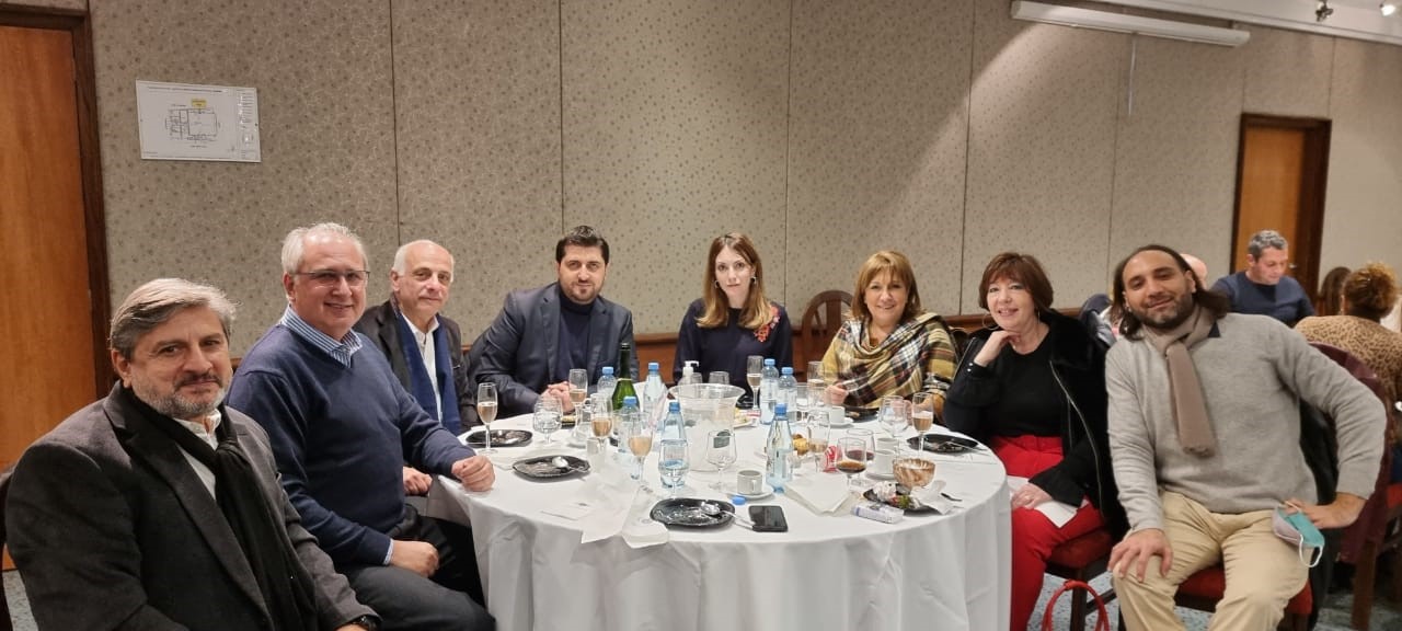 cenas viernes presenciales