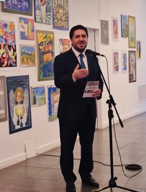 embajador  inauguracion dibujos