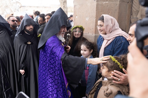 dzaghkazart bendicionn de los ni&ntilde;os