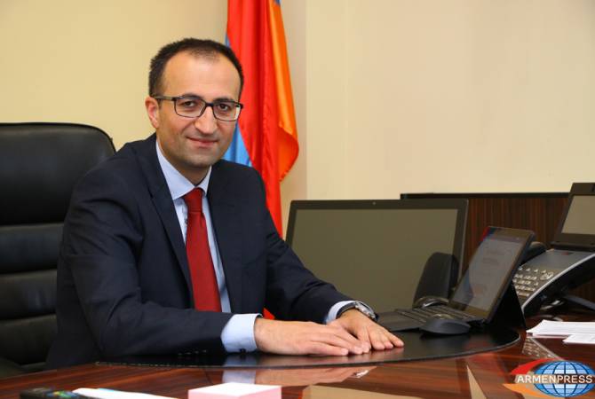 ministro de salud armenia