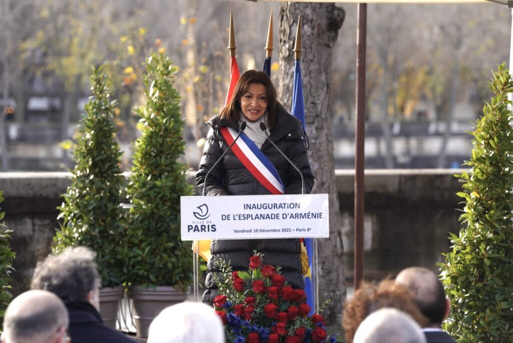 Anne-Hidalgo-2-1024x684